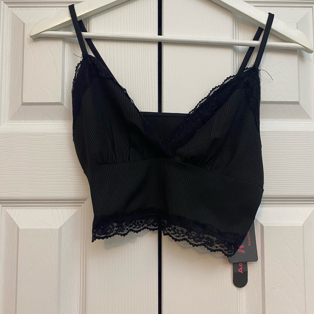 ROMWE Black Lace Trim Tank Top